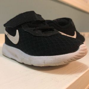 TODDLER NIKE FREE RN
